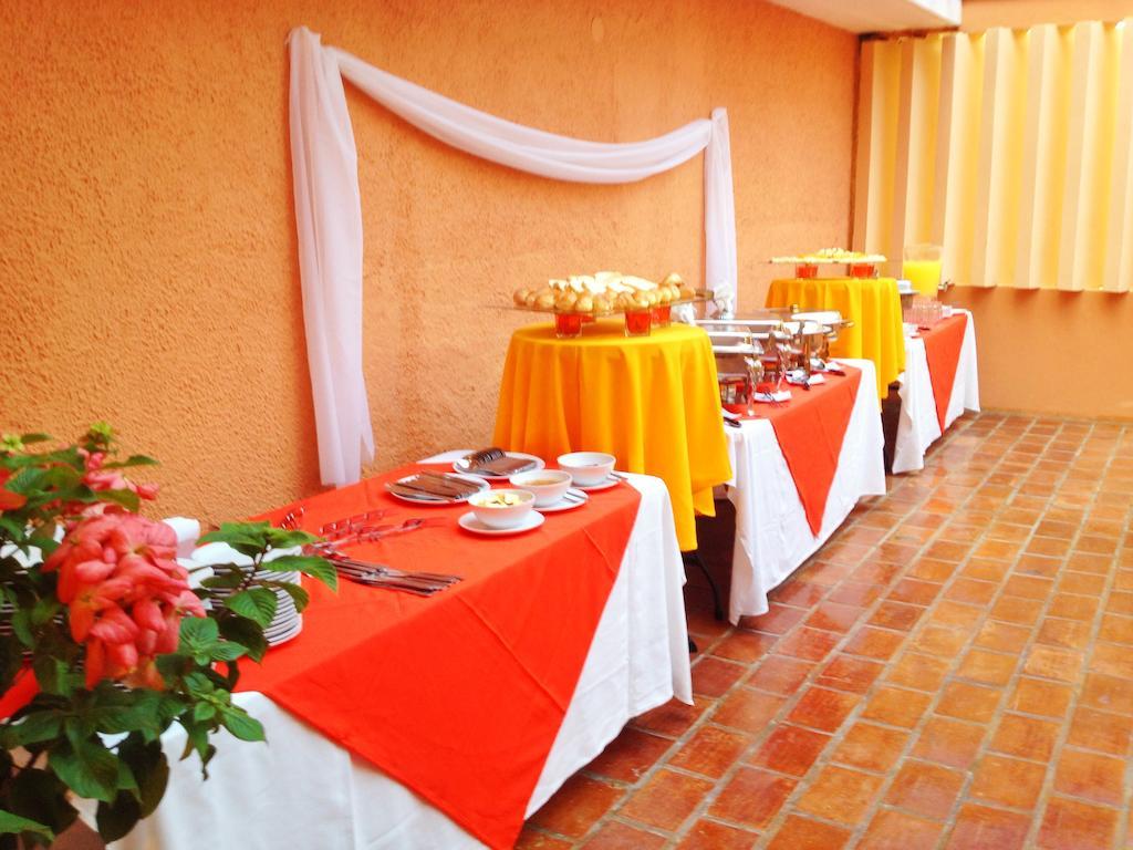 Hotel Imperial Cap-Haïtien Esterno foto