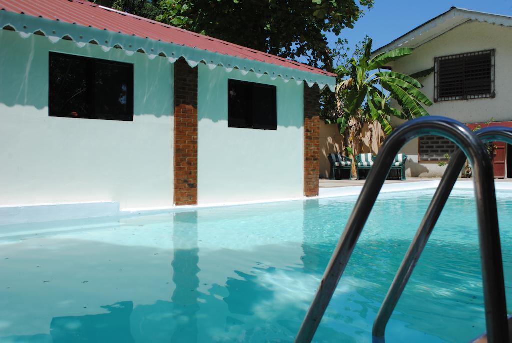 Hotel Imperial Cap-Haïtien Esterno foto
